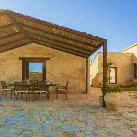 Villa Casale Del Mandorlo Piscina - Jacuzzi Riscaldata Ragusa