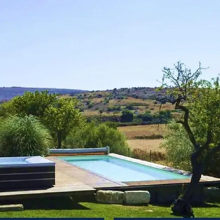 Casale Del Mandorlo Piscina - Jacuzzi Riscaldata * Ragusa