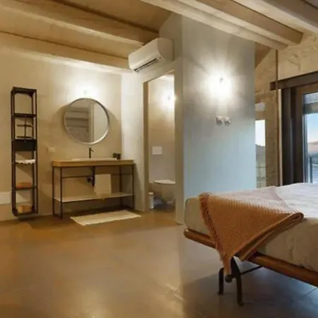 Villa Casale Del Mandorlo Piscina - Jacuzzi Riscaldata