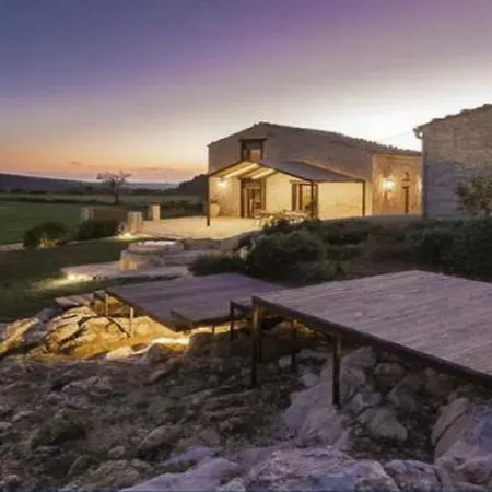 Casale Del Mandorlo Piscina - Jacuzzi Riscaldata
